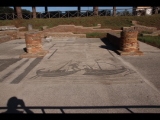 01912 ostia - regio ii - insula vii - piazzale delle corporazioni (ii,vii,4) - station 25 - 09-2022.jpg